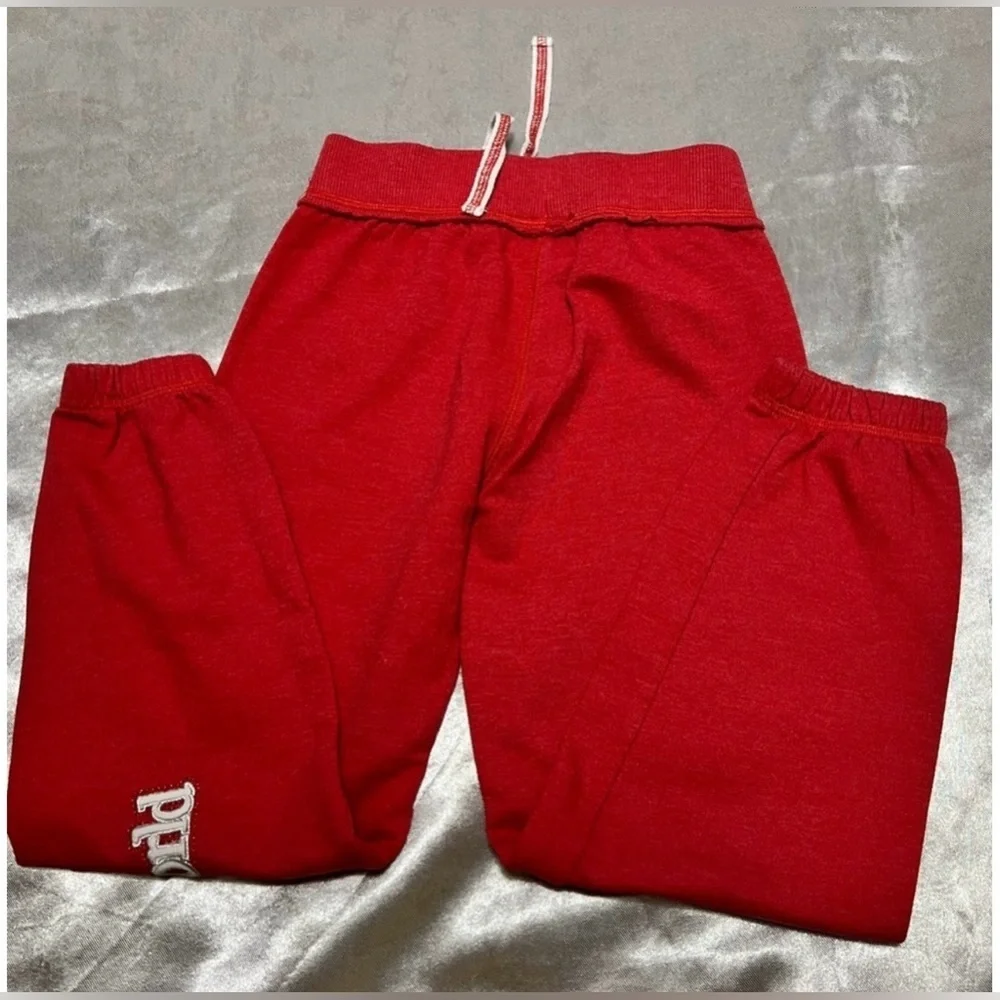 DiSNEY PARKE AUTHENTIC GRIGINAL